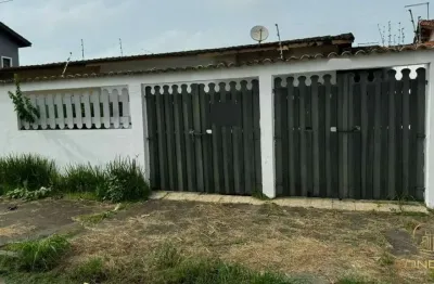 Casa com 2 dormitórios, sendo 1 suíte no Bairro Cibratel 2 em Itanhaém / SP