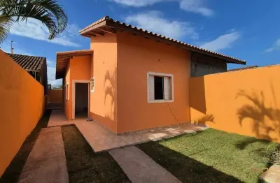 Casa com 2 dormitórios, sendo 1 suíte no bopiranga em itanhaém / sp
