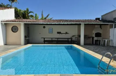 Casa com 3 dormitórios, sendo 1 suíte no cibratel i em itanhaém, sp.