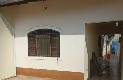 Casa com 2 dormitórios, sendo 1 suíte no nova itanhaém em itanhaém, sp.