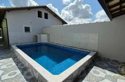 Casa com 2 dormitórios, sendo 1 suíte no tupy em itanhaém, sp.