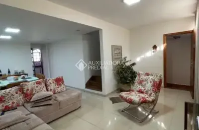 Casa com 3 quartos à venda na rua alfredo bechelli, 169, rudge ramos, são bernardo do campo, 175 m2 por r$ 640.000