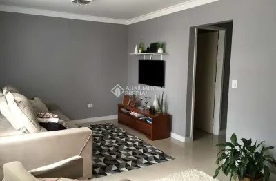 Casa em condomínio fechado com 3 quartos à venda na rua pérsia, 100, parque das nações, santo andré, 255 m2 por r$ 850.000