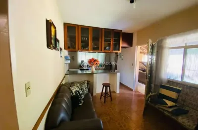 Casa em condomínio fechado com 4 quartos à venda na professora cesarina guarino pavonato, 263, centro, conchas, 1055 m2 por r$ 450.000