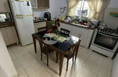 Casa em condomínio fechado com 2 quartos à venda na rua eduardo prado, 113, utinga, santo andré, 90 m2 por r$ 599.000