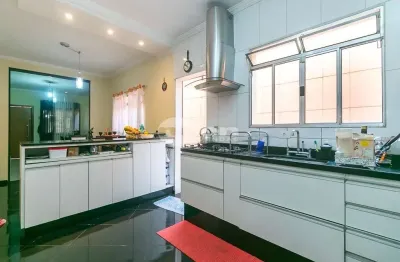 Casa em condomínio fechado com 3 quartos à venda na rua felipe camarão, 70, demarchi, são bernardo do campo, 325 m2 por r$ 799.000