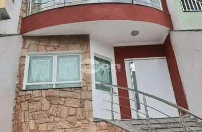 Casa em condomínio fechado com 3 quartos à venda na rua icó, 1322, parque jaçatuba, santo andré, 380 m2 por r$ 1.800.000