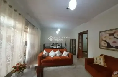 Casa com 3 quartos à venda na presidente nereu ramos, 583, parque são vicente, mauá, 148 m2 por r$ 650.000