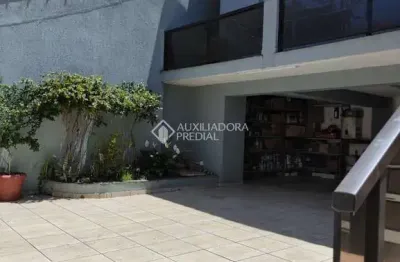 Casa com 4 quartos à venda na rua guaxinduva, 699, parque jaçatuba, santo andré, 226 m2 por r$ 639.000