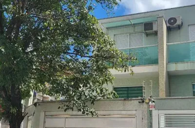 Sobrado frontal com 3 dormitórios para venda na vila esperança