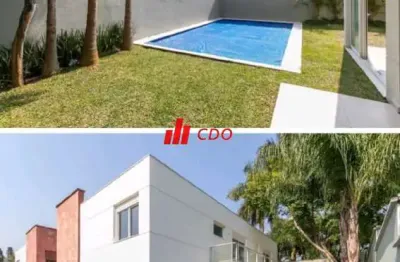 Zona sul brooklin casas em condomínio de alto padrão com 4 dormitórios sendo 4 suítes,4 salas,8 vagas,786.97 área útil