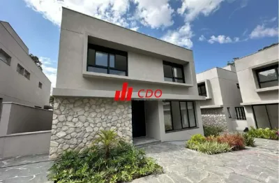 Zona sul granja julieta condomínio de alto padrão, casa com 4 suítes,4 salas,5 vagas, útil de 828 m²,nunca habitada.