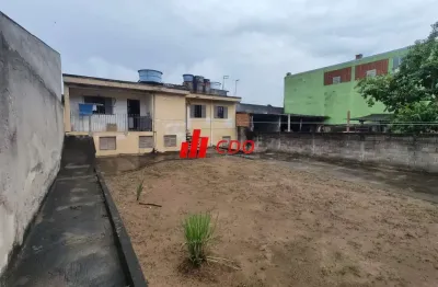 Jardim irene casa a venda com 2 dormitórios 2 salas, cozinha,1 banheiro, área construída de 133 m² terreno de  12.5 x 20 =250m² com 10 vagas