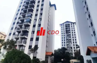 Apartamento à venda no morumbi sul tower reformado, com 2 dormitórios com armários, 2 salas com sacada,1 banheiro e 1 vaga de garagem - são paulo-sp!