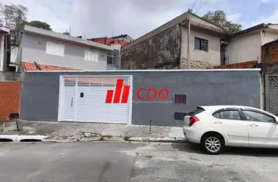 Sobrado a venda  e locação próximo metrô campo limpo jardim piracuama, com 3 dormitórios sendo 1 suíte,2 salas,4 vagas, útil de 130m²,terreno 260m²