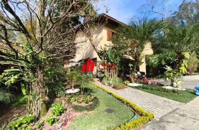 Casa a venda  condomínio ype amarelo no horto do ype, são paulo-sp: 3 dormitórios sendo 3 suítes, 4 salas, 5 banheiros, jardim, 4 vagas, 336m².