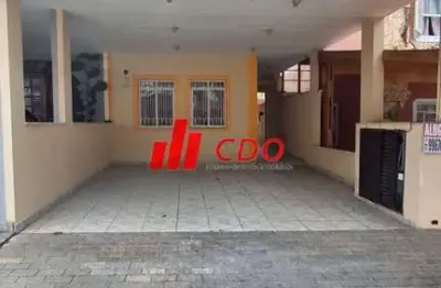 Sobrado a venda  Condomínio Morumbi Sul Privê SP= com 3 dormitórios sendo 1 suíte:150m²,3 Salas, 3 Banheiros e 3 Vagas 2 cobertas, lazer completo.