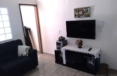 Apartamento tipo kitnet próximo ao metrô santa cecília, com varanda, área de serviço, elevador, cozinha com armários, pé direito alto