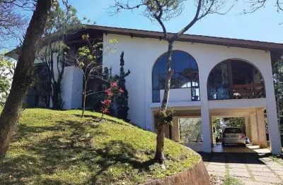 Belíssima chácara em mairiporã com piscina, laser, ampla área verde, 40 km são paulo