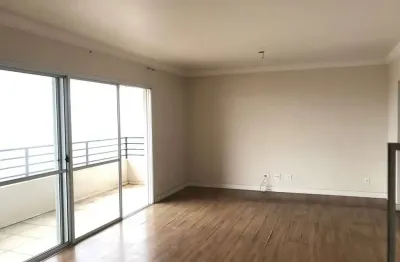 Belíssimo apartamento em santana, com 03 dormitórios sendo 01 suíte, 03 vagas de garagem, varanda gourmet fechada com vidros, e vista para serra