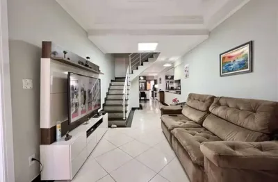 Casa à venda em Aviação, Praia Grande 