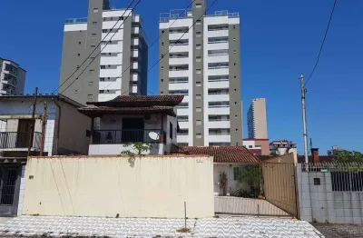 Casa à venda na Vila Mirim, Praia Grande 