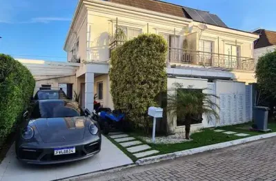 Casa triplex 3 quartos á venda no condomínio jardins de monet no recreio dos bandeirantes