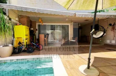Casa triplex à venda com 4 quartos, piscina e energia solar - condomínio alvorada private – recreio