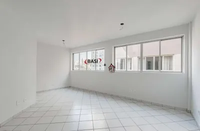 Sala comercial com 1 sala para alugar na Rua Treze de Maio, 92, Centro, Curitiba