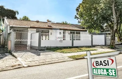 Casa com 3 quartos para alugar na Rua Santo Amaro, 580, Água Verde, Curitiba