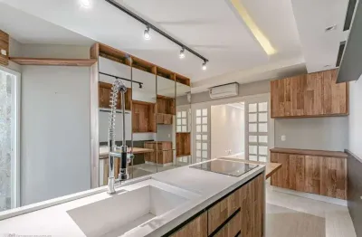Apartamento um por andar , duas suites, uma demi suite e duas vagas de garagem !!!!!