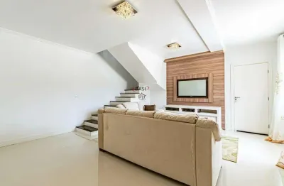 Casa com 3 quartos à venda na Rua Arthur José Nísio, 229, Uberaba, Curitiba