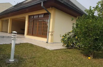 Casa de luxo com 4 suites e amplo quintal no guabirotuba, curitiba