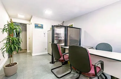 Sala comercial à venda na Rua Doutor Faivre, 750, Centro, Curitiba