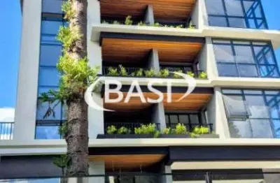 Apartamento proximo ao clube curitibano, 3 dormitorios. agua verde