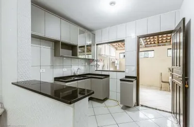 Casa em condomínio fechado com 3 quartos à venda na Rua Irineu Chempcek, 301, Estação, Araucária