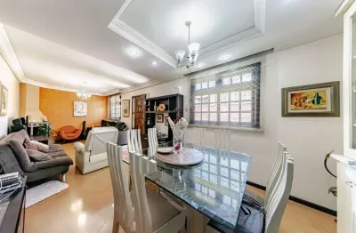 Casa com 3 quartos à venda na Rua Ney Itibere P. De Andrade, 65, Santo Inácio, Curitiba