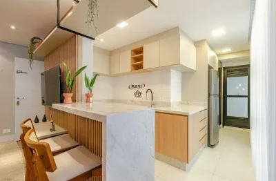 Lindo apto mobiliado e decorado, 3 dormitorios no bigorrilho, pronto para morar, com parcelamento direto com a construtora!