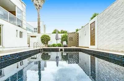Casa com piscina no condominio le parc, 4 suites, 4 vagas