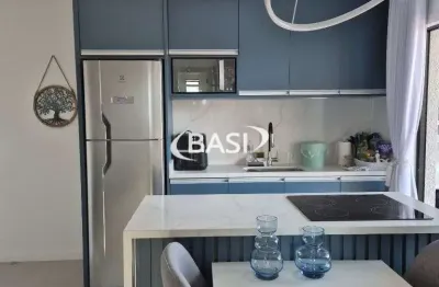 Apartamento com 2 dormitorios e suite, todo mobiliado a venda em agua verde, curitiba ' oportunidade unica'