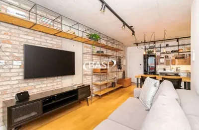 Apartamento de 2 dormitorios com suite a venda no alto da xv !!!! (sacada com churrasqueira , piscina aquecida , duas vagas de garagem paralelas , andar alto , vista livre )