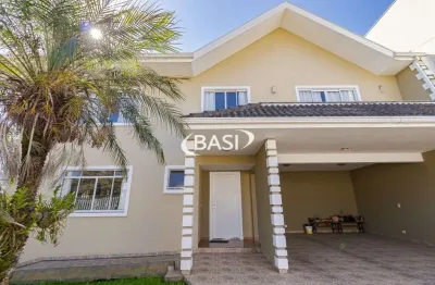 Oportunidade !!!! casa a venda em rua sem saida, com 344 m2 e terreno de 450 m2, em santa felicidade  !!!