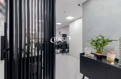 *luxuosa sala comercial a venda em predio de alto padrao – alto da xv, pertinho do centro*