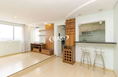 Excelente apartamento no cristo rei com 2 dormitorios, localizacao privilegiada, andar alto e garagem individual