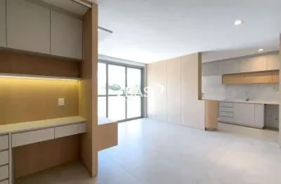 Apartamento 2 suites mobiliado, alto padrao de acabamentos.