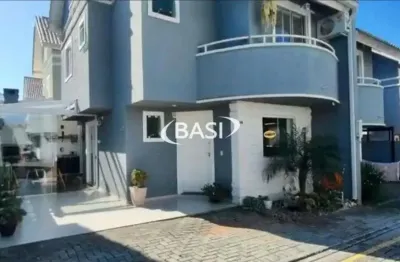 Casa em condominio de 3 quartos a venda no alto boqueirao em curitiba