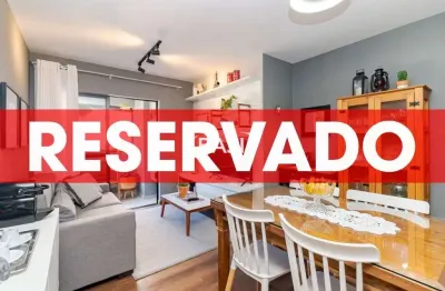 Apartamento de 2 dormitorios a venda no melhor do champagnat com linda vista , face norte e leste !!!!