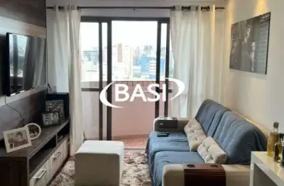 Apartamento 03 quartos, sendo 1 suite no bairro do bacacheri