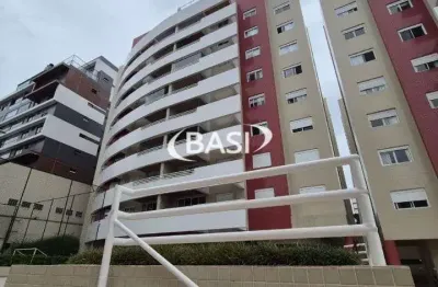 Excelente apartamento com closet e duas vagas de garagens no merces, aconchegante e bem distribuido, vale apena conferir