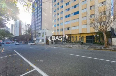 Apartamento andar alto, face norte, ha 2 quadras da praca do japao